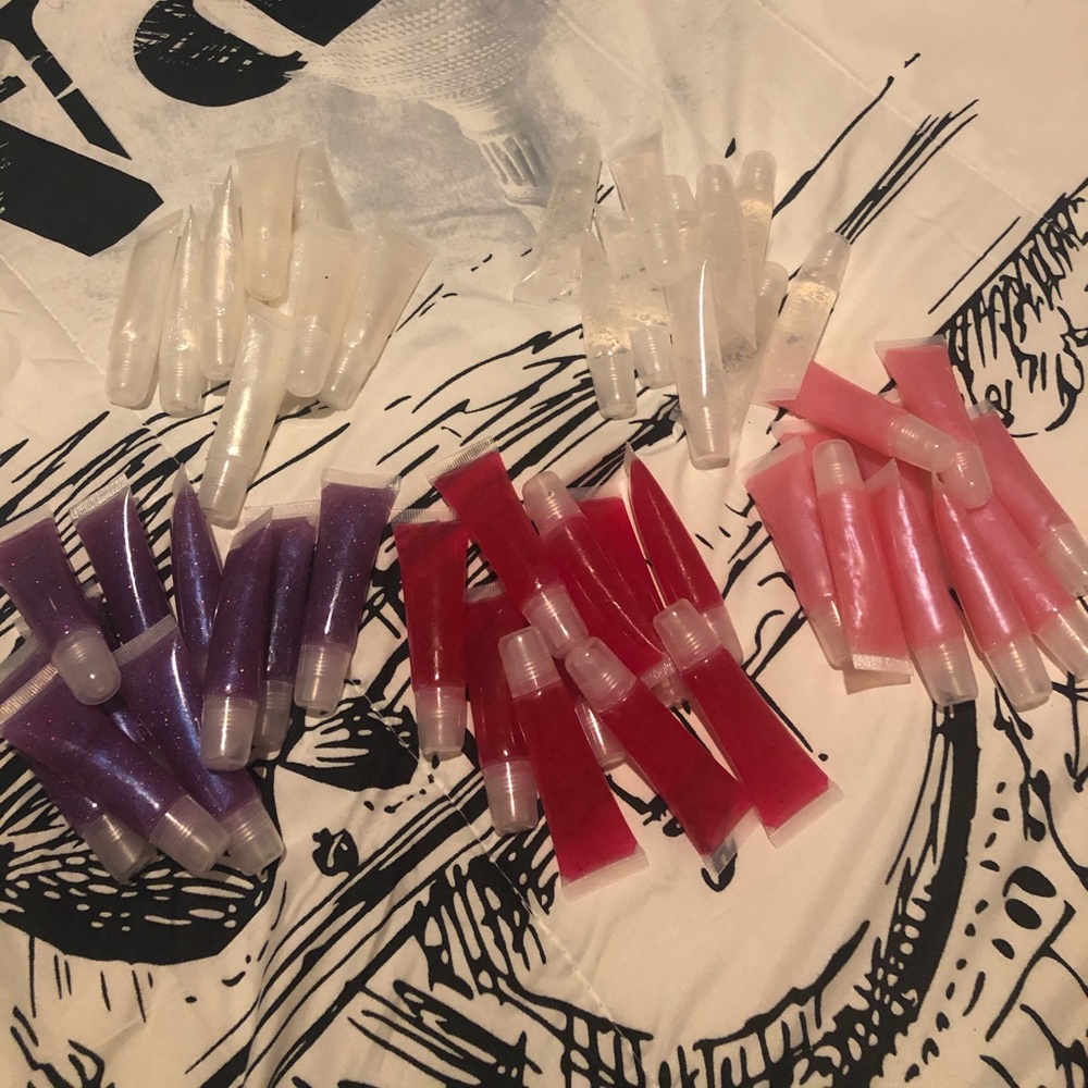 Lipgloss Bundle!!